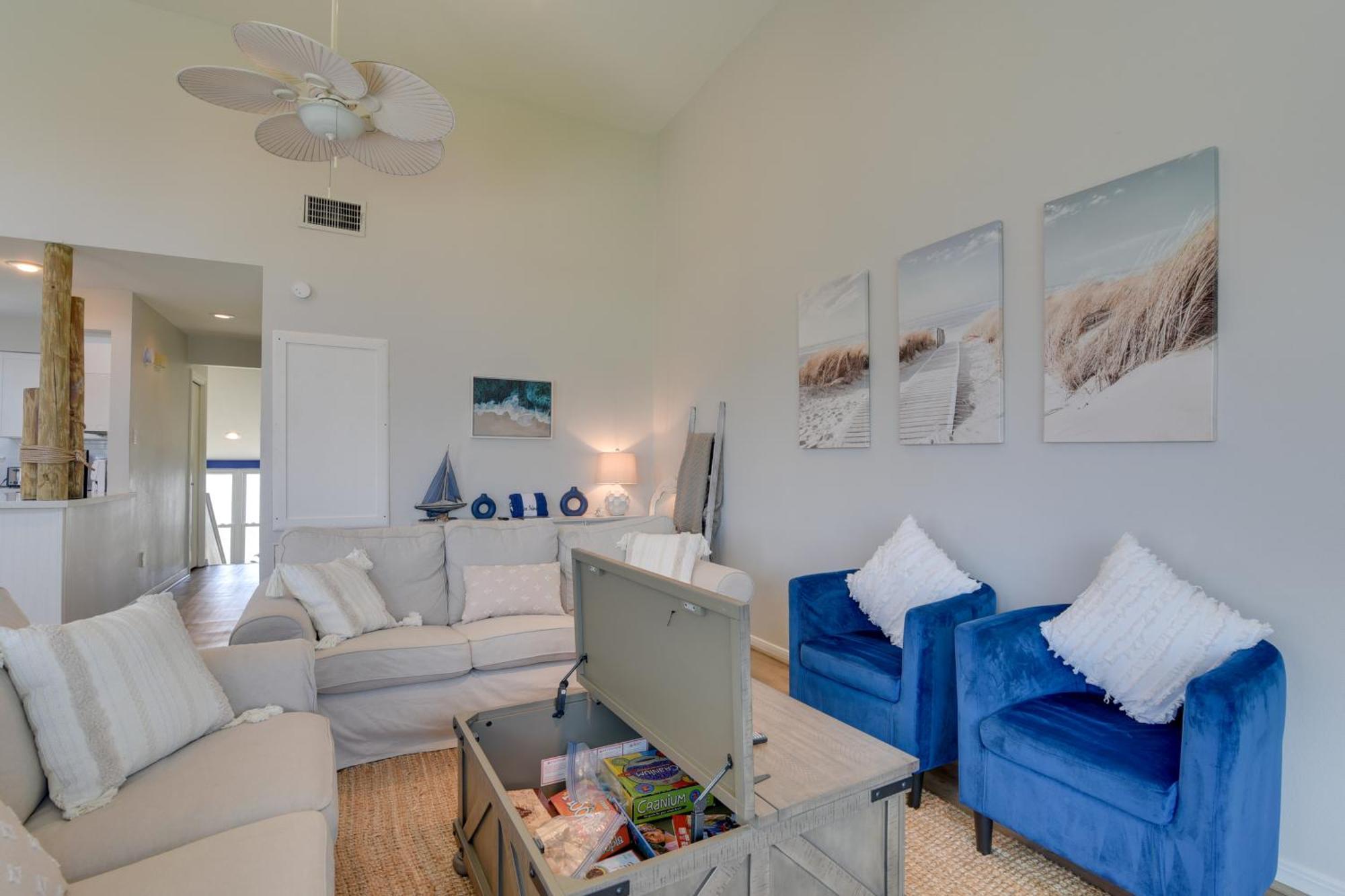 Galveston Townhome With Balconies Walk To Beach! Eksteriør bilde